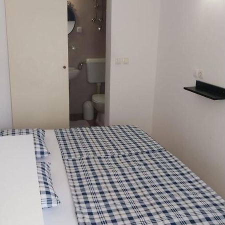 Apartmani Bonavia Jelsa  Eksteriør billede