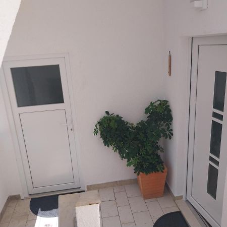 Apartmani Bonavia Jelsa  Eksteriør billede