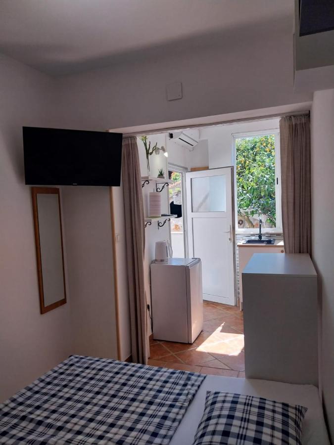 Apartmani Bonavia Jelsa  Eksteriør billede